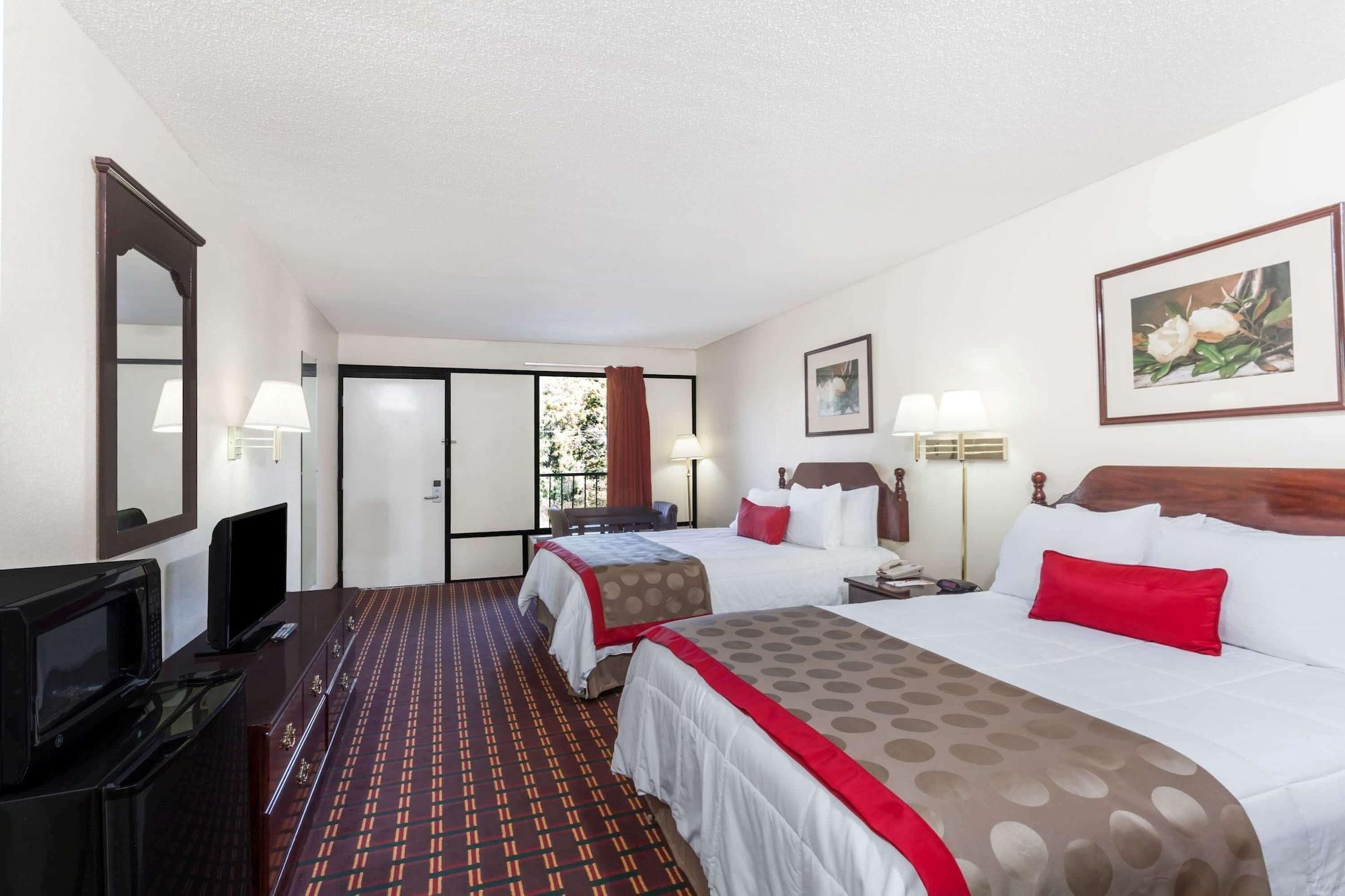Travelodge By Wyndham Clarksville Dış mekan fotoğraf