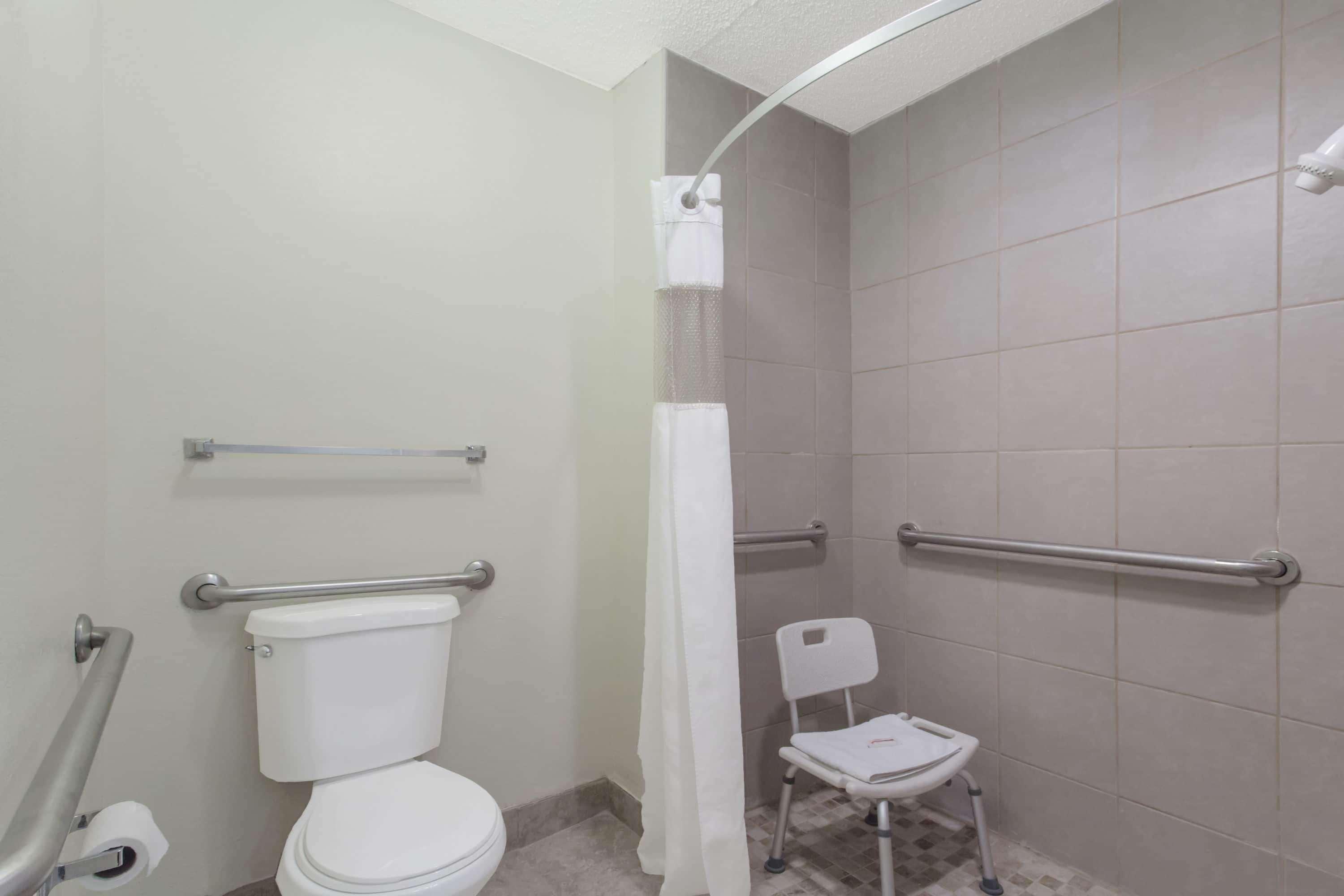 Travelodge By Wyndham Clarksville Dış mekan fotoğraf