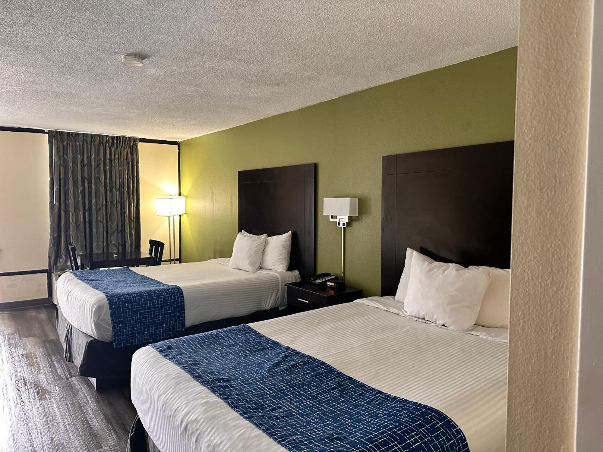 Travelodge By Wyndham Clarksville Dış mekan fotoğraf